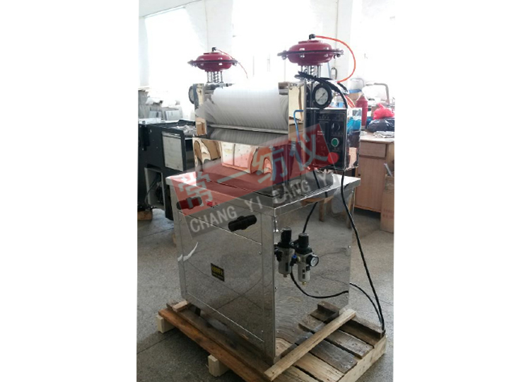 P-AO气动立式小轧车